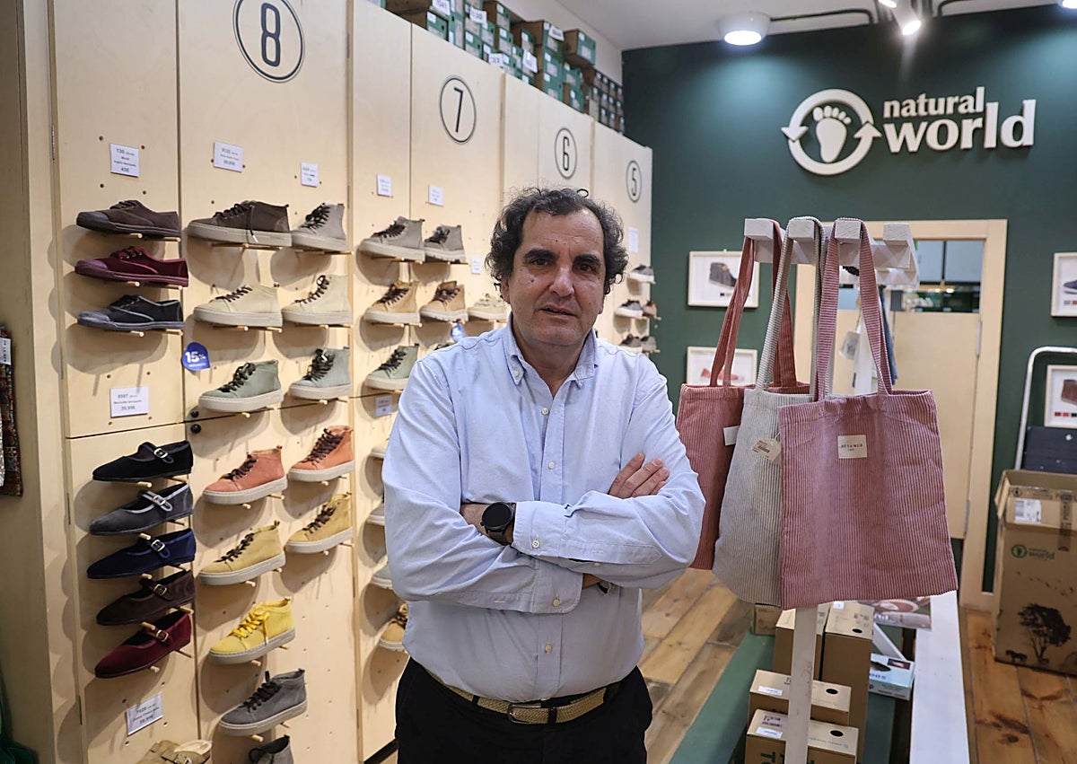 Imagen secundaria 1 - José Cerra, de Cerra Store; Miguel Ángel del Río, de Natural World; y Andrea González, de Panrís esperan una buena campaña.