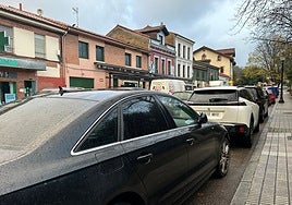 Zona de Somió en la que fue localizado el coche sospechoso de ser utilizado por la banda de ladrones.