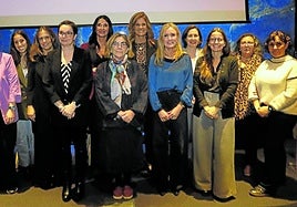 Elena Reales, Patricia Pérez, Inés Gago, María de Álvaro, Vanesa Fernández, Salomé González, María Eugenia Prendes, Magaly Costales, Leticia Álvarez, Leticia Bilbao, María Rivas Ardisana, Chelo Tuya y Ana Isabel Moral .