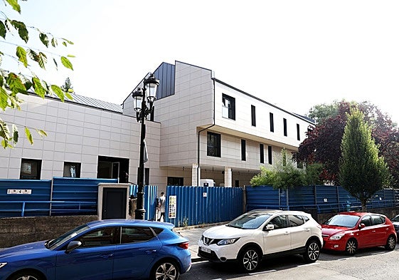 El centro de menores Los Pilares, durante las obras, en una imagen de archivo.