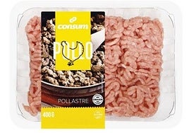 El producto afectado por la alerta sanitaria es un preparado de carne de pollo de la marca Consum.