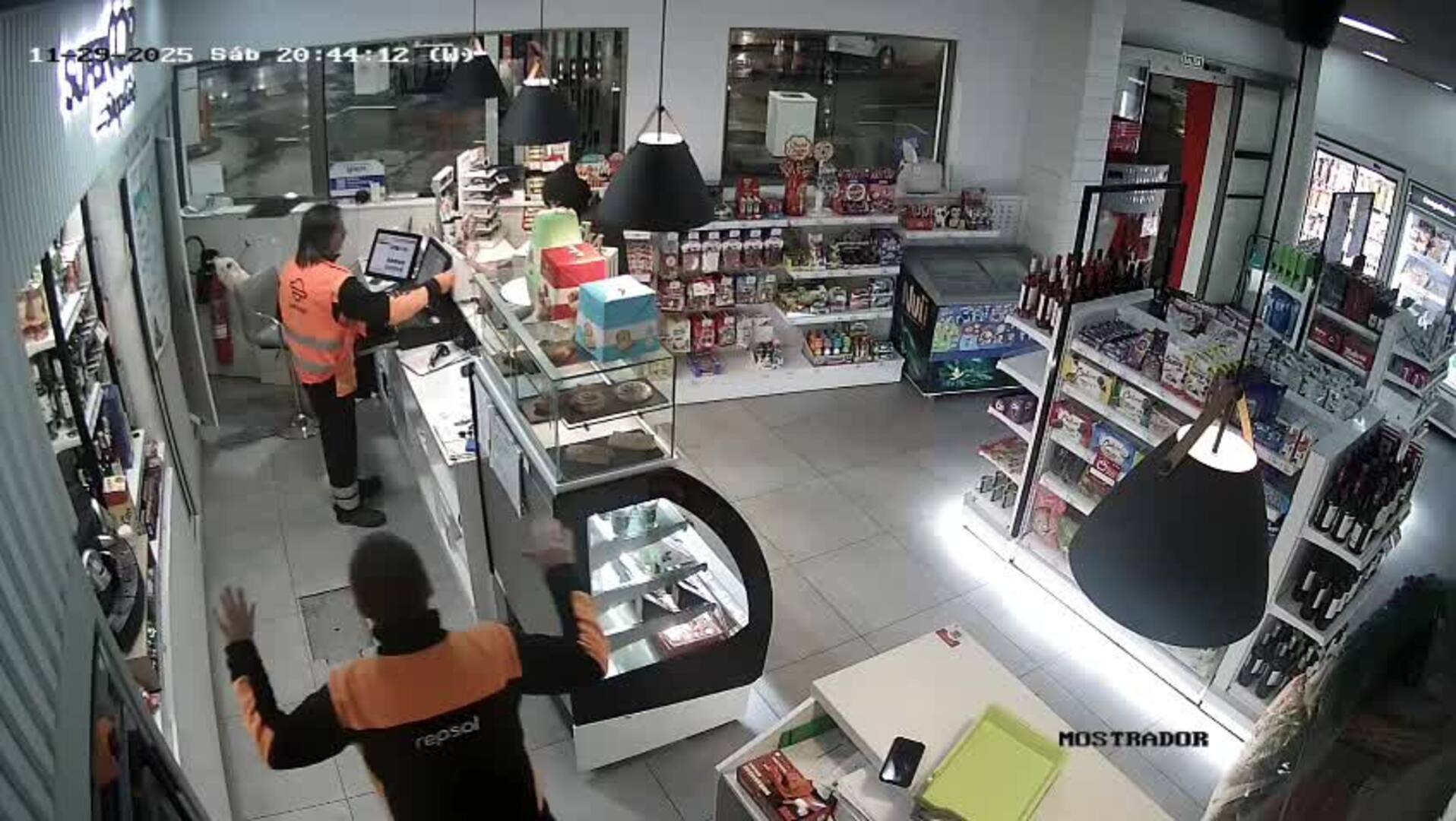 Atraco a mano armada en una gasolinera en Gijón