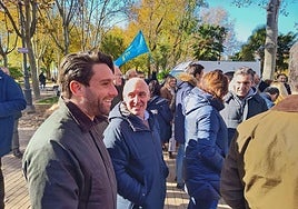 Álvaro Queipo encabeza la delegación del Partido Popular de Asturias que ha asistido a la manifestación en Madrid.