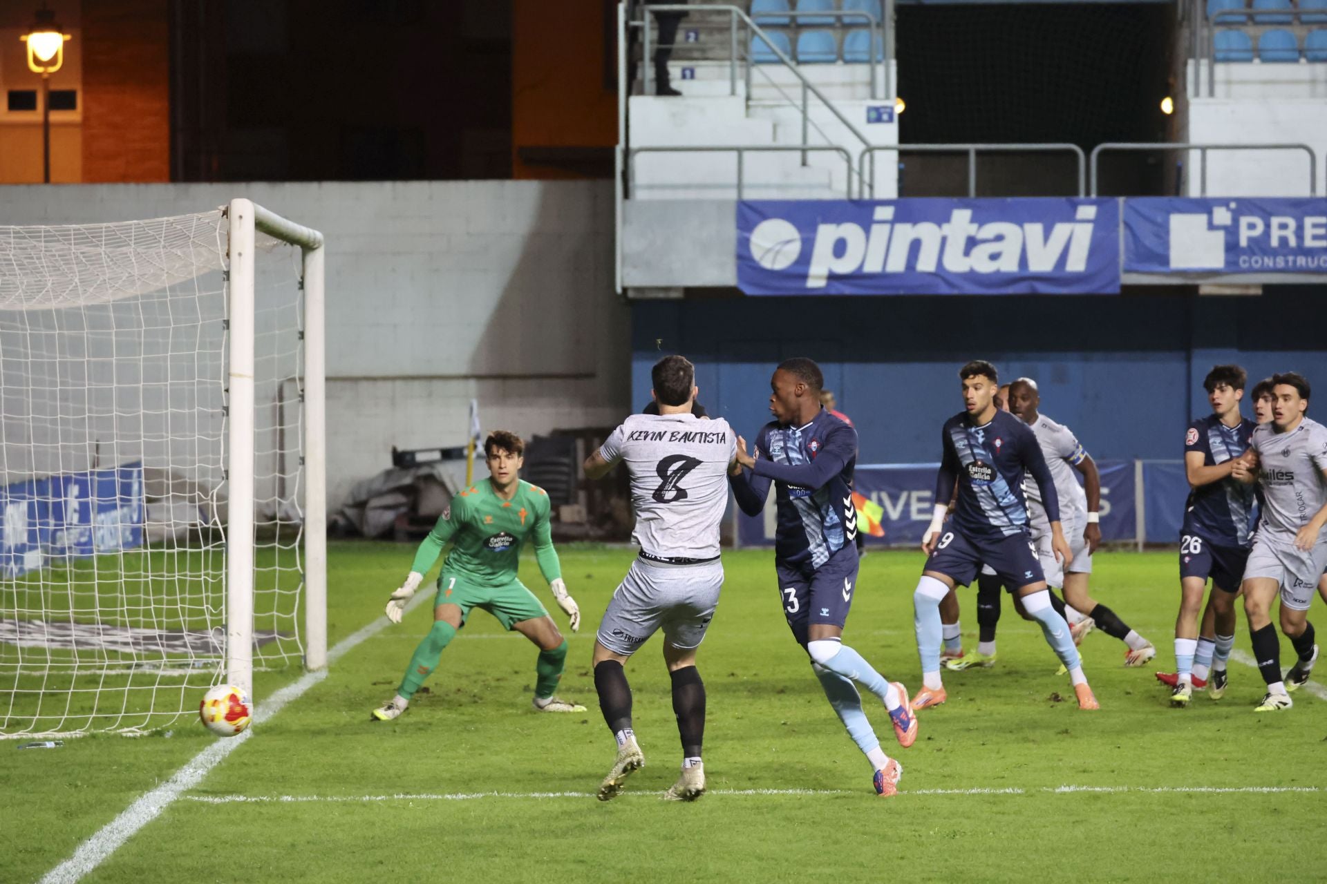 Las mejores fotos del Real Avilés - Celta Fortuna