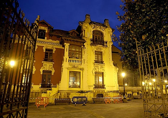 Entrada al palacete Miñor.