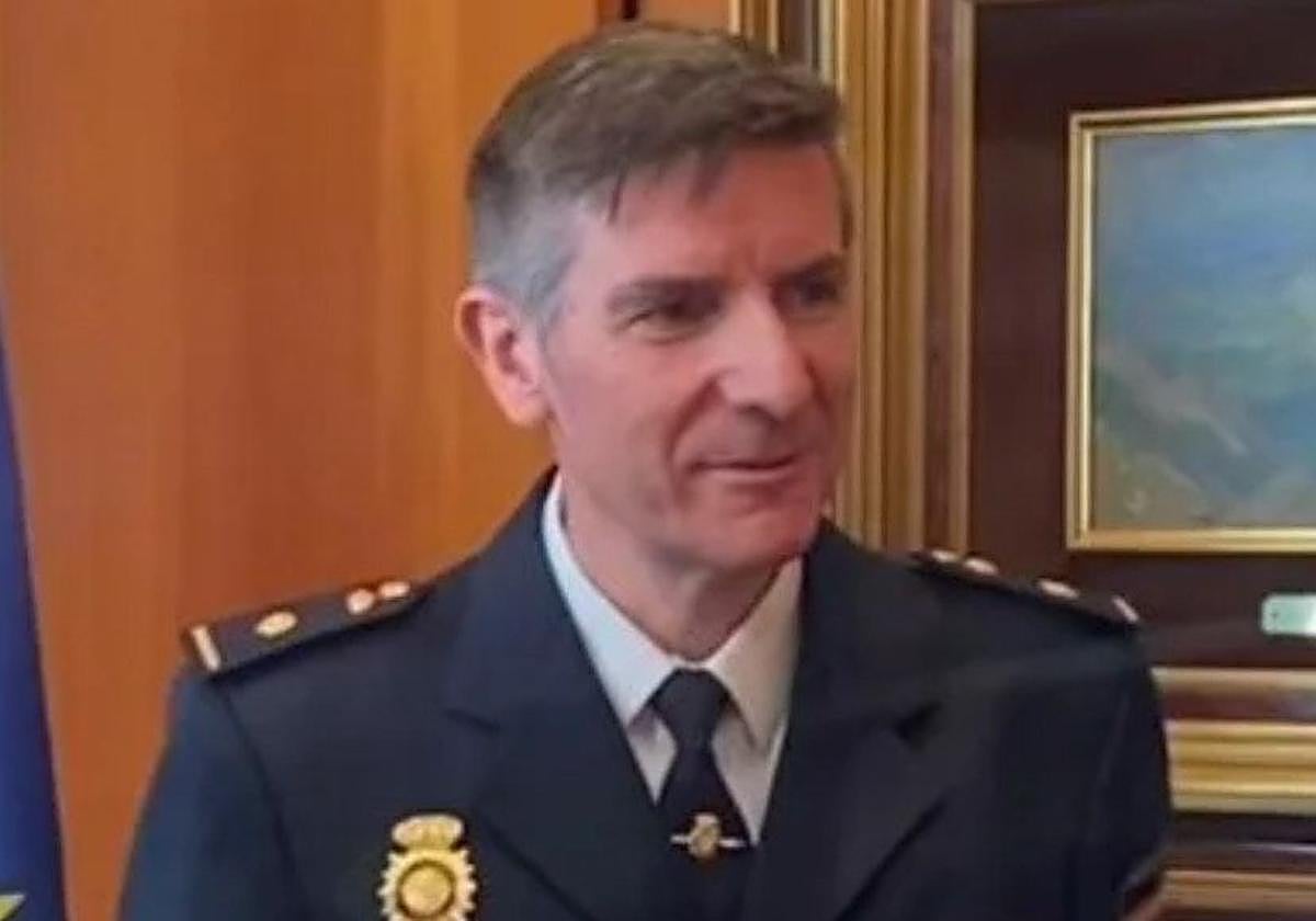 Carlos Martínez Rey.