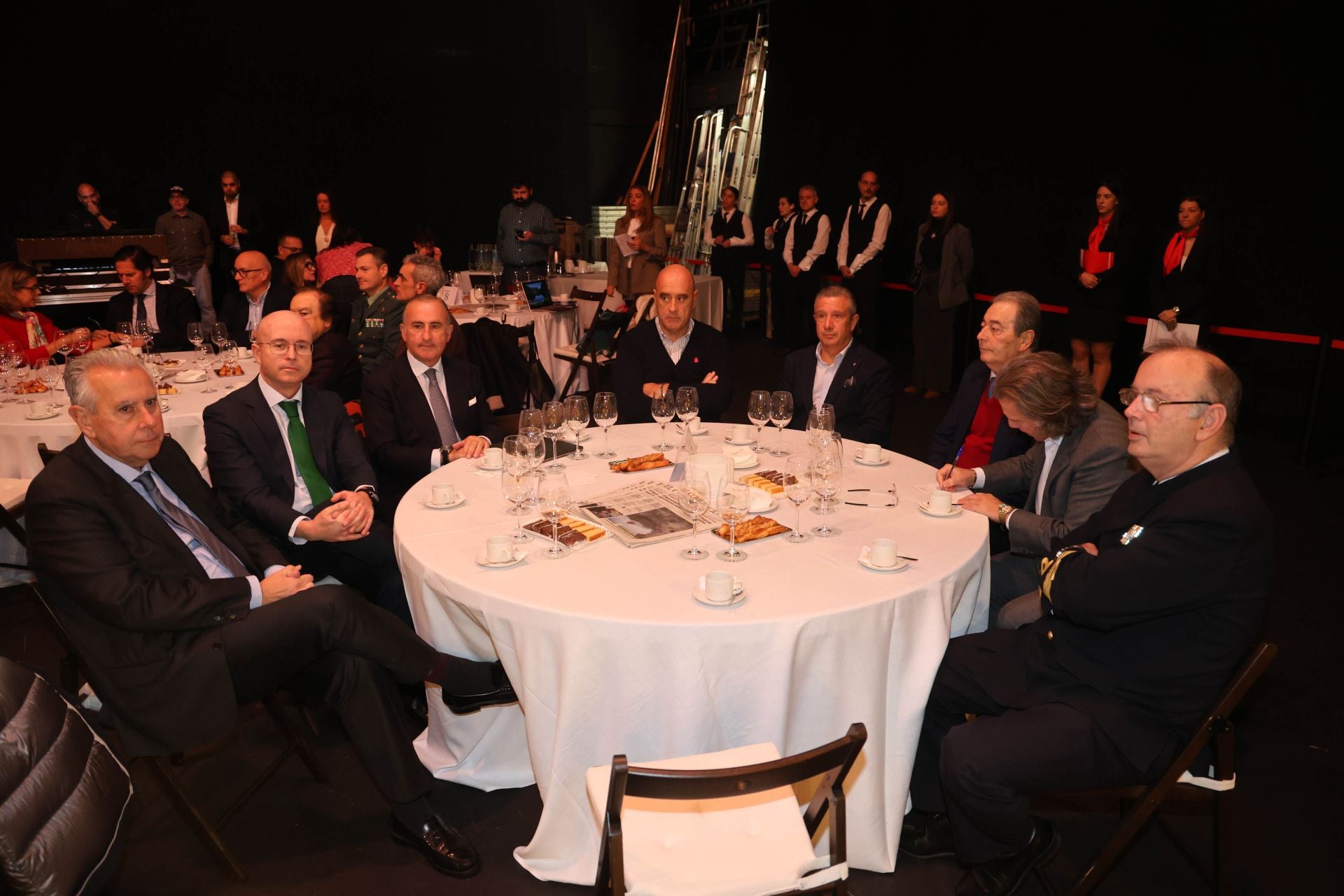 Las imágenes del encuentro de la alcaldesa de Gijón con EL COMERCIO