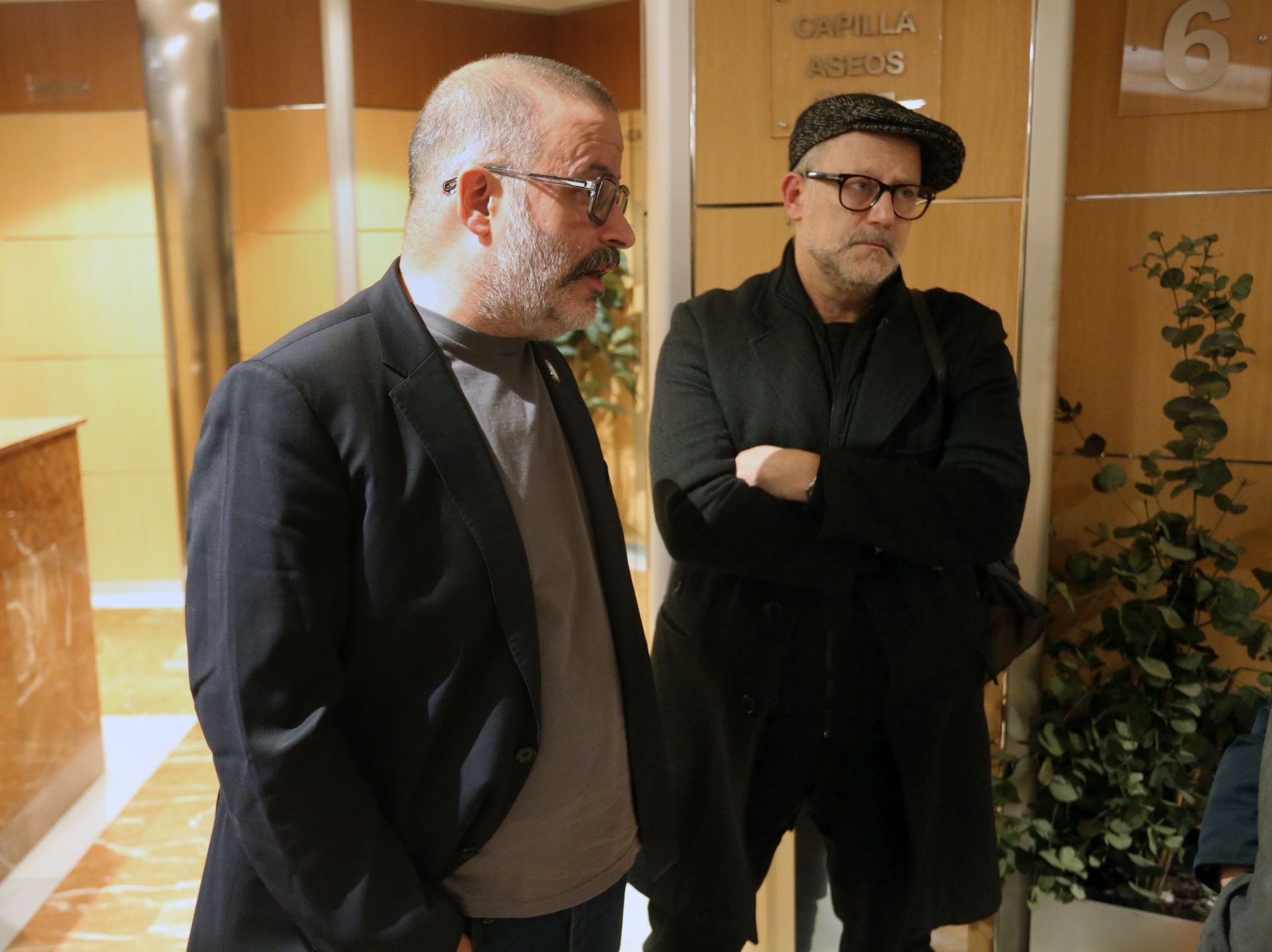 Capilla ardiente por José Luis Cienfuegos