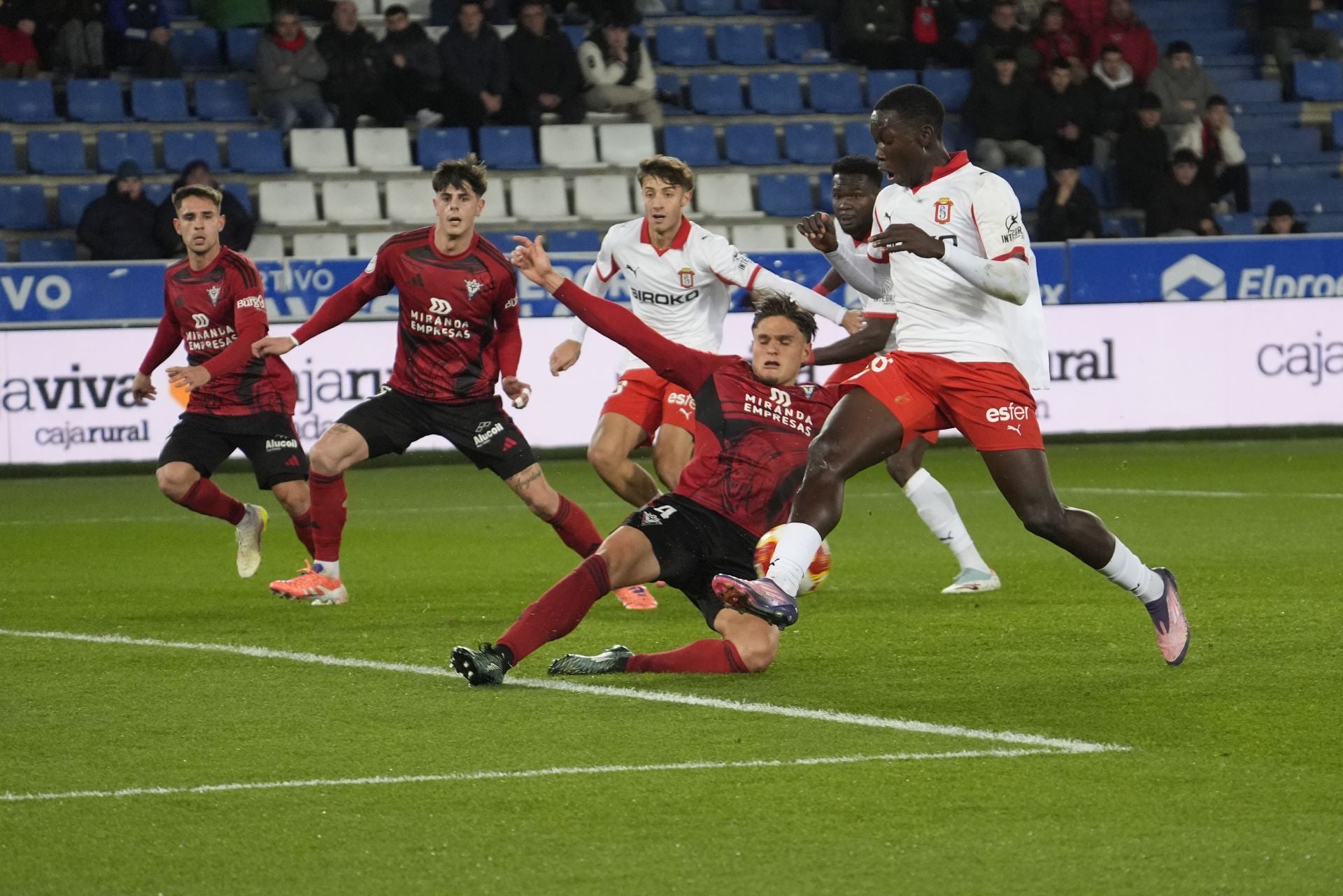 Las mejores jugadas del partido de Copa del Rey del Mirandés - Sporting de Gijón