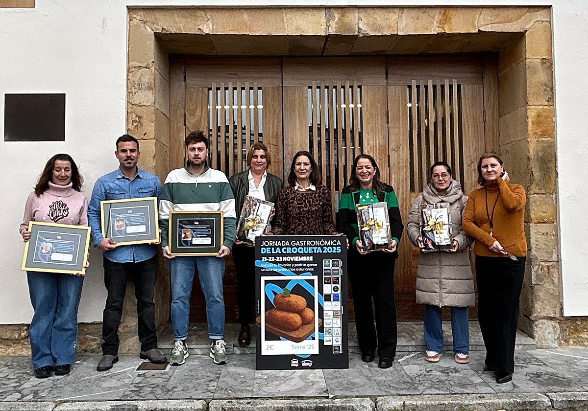 Entrega de premios a los ganadores.