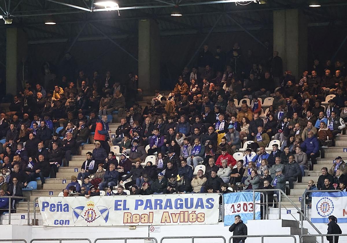 Aspecto de parte de la grada de José Cueto frente al Celta Fortuna.