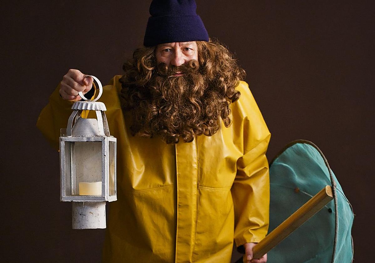 L'Anguleru, el 'Papá Noel asturiano', recorrerá varios concejos antes de Nochebuena.