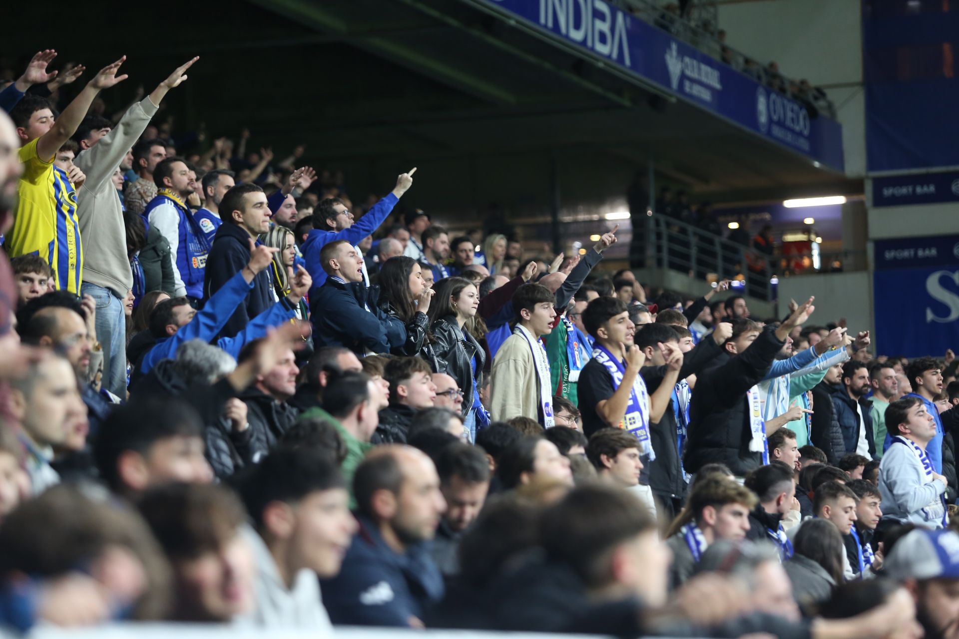 ¿Estuviste en el Real Oviedo - Mallorca? ¡Búscate en las gradas!
