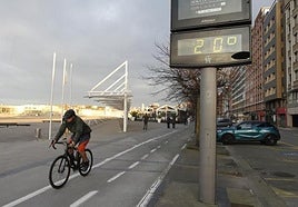 Termómetro a 20 grados en Gijón en un mes de diciembre pasado.