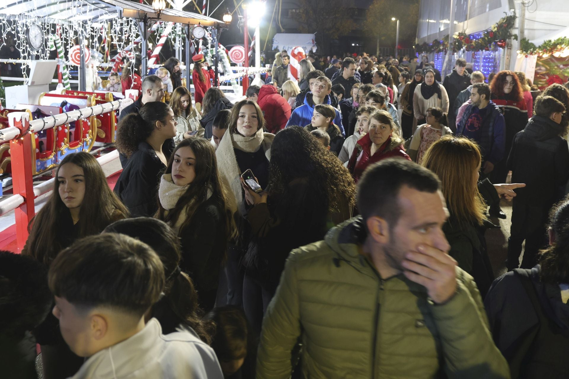 Luces, belenes, mercados y hasta pistas de patinaje: el puente de diciembre en Asturias lo tiene todo