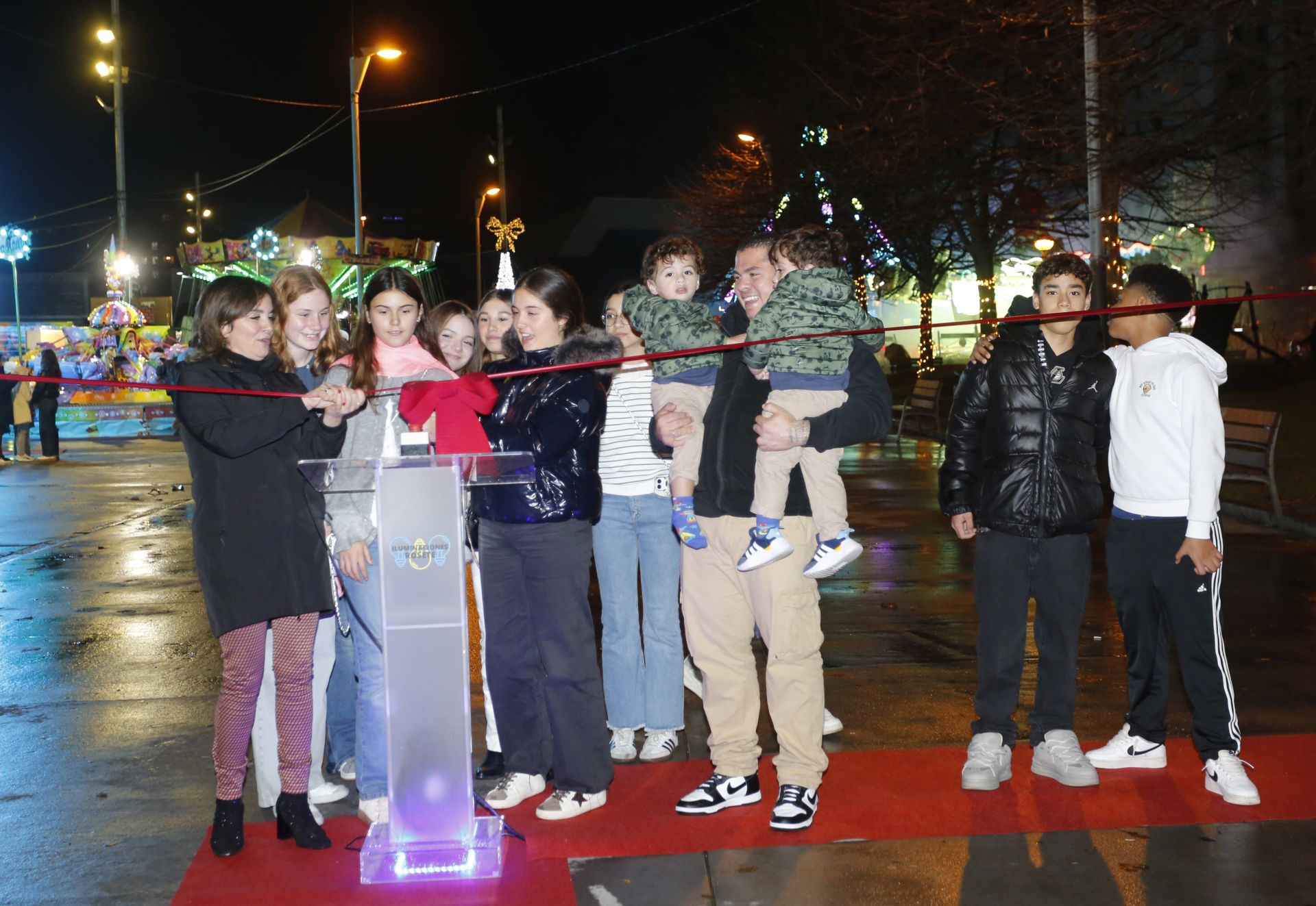 Luces, belenes, mercados y hasta pistas de patinaje: el puente de diciembre en Asturias lo tiene todo