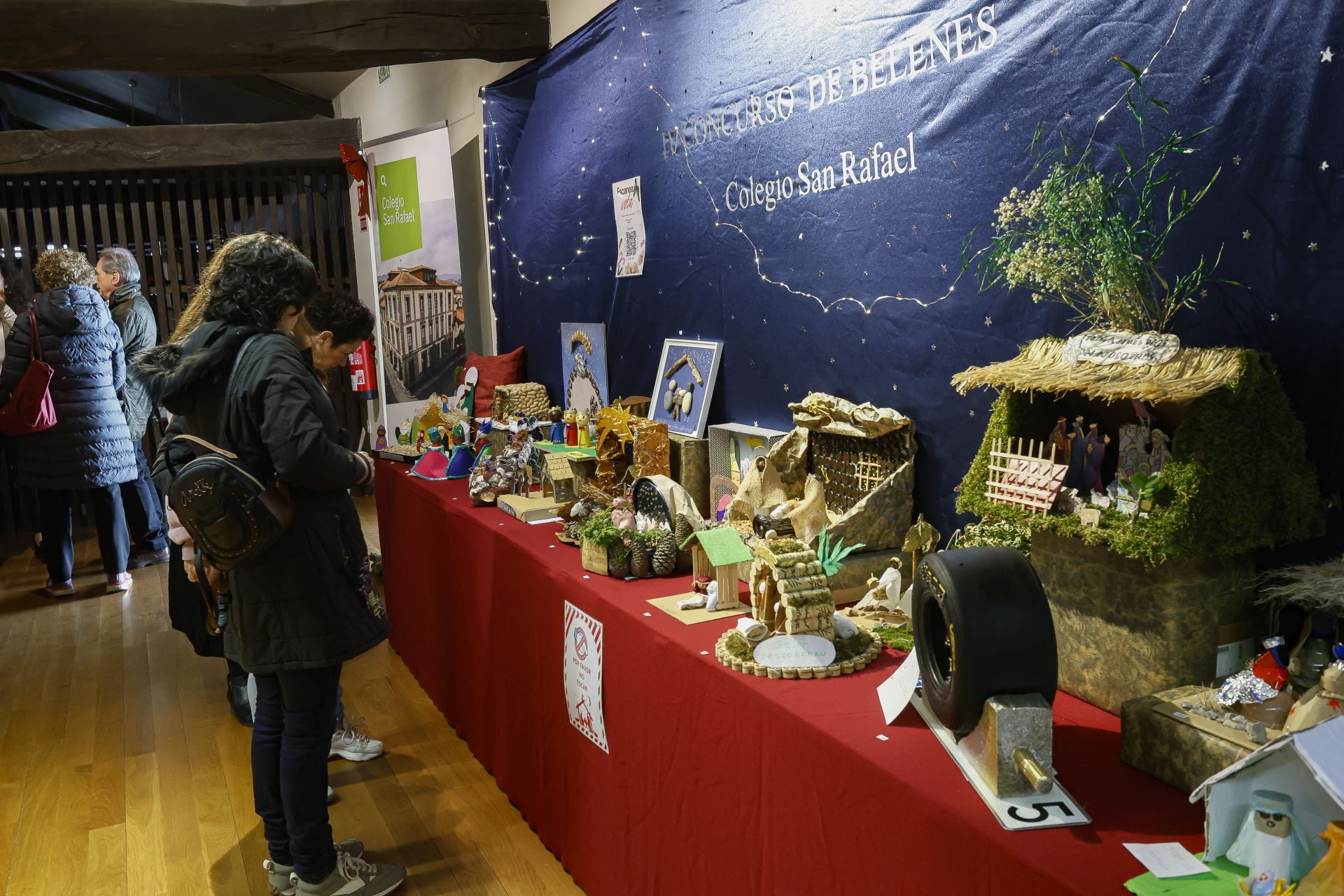 La Ruta de los Belenes de Villaviciosa: un clásico escaparate navideño