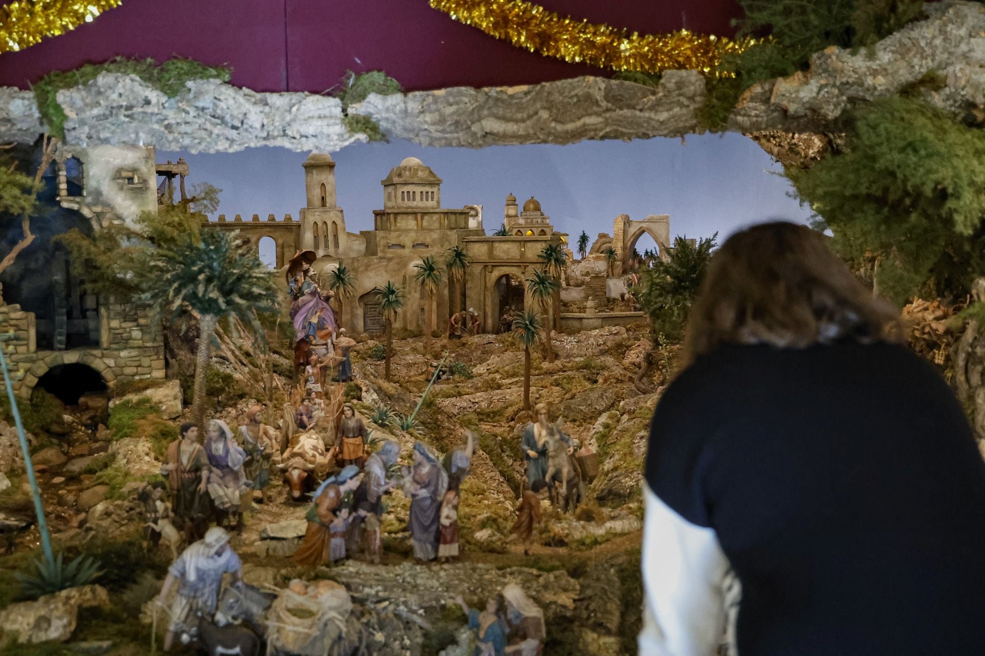 La Ruta de los Belenes de Villaviciosa: un clásico escaparate navideño