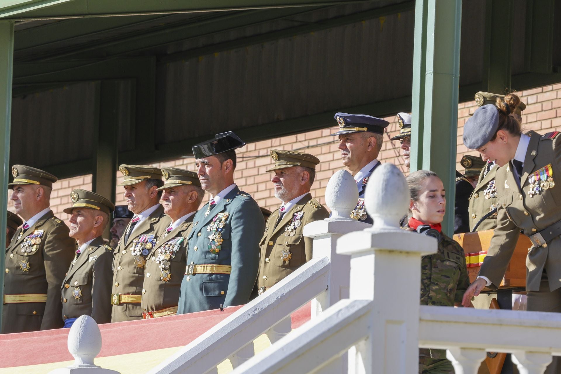 Parada militar y una despedida: las imágenes del Día de la Inmaculada en Cabo Noval