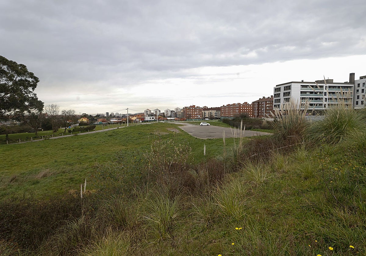 Terrenos municipales pretendidos por Quirón en Nuevo Gijón para construir su hospital.