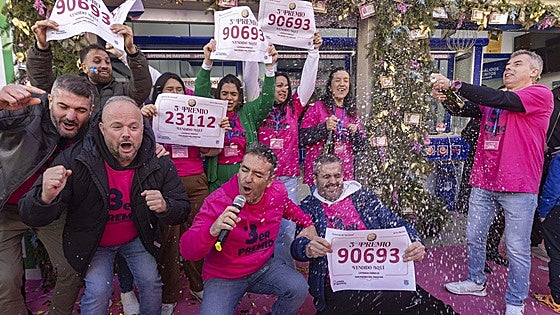 Manuel Alonso, consultor financiero: «Si te ha tocado algo en la lotería, divide el premio en tres partes»
