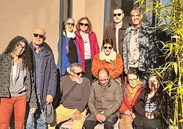 Miembros de la cooperativa Axuntase, impulsores del 'cohousing' de Llanera