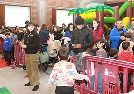 Salón de Navidad en la Antigua Fábrica de Ortiz, Candás.