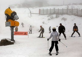 Uno de los cañones de la estación de Valgrande-Pajares