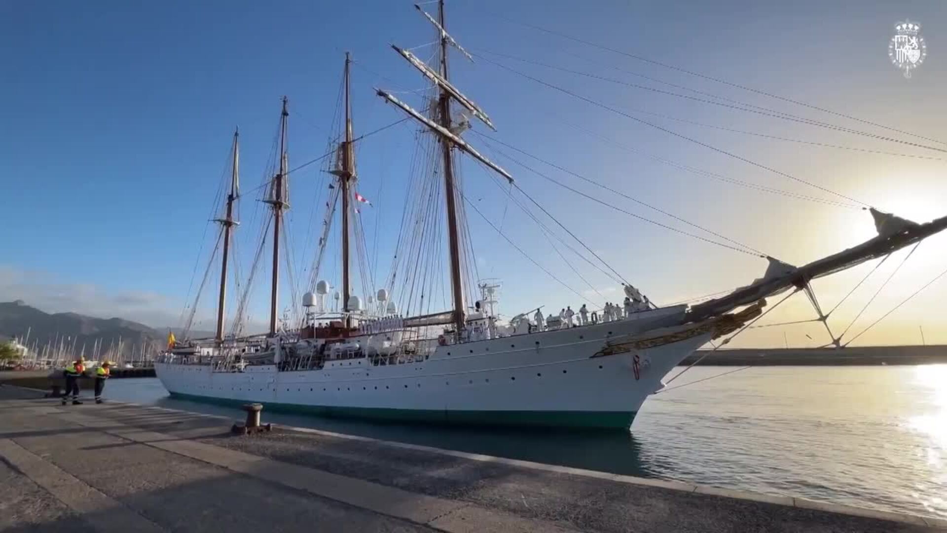 La Princesa Leonor desembarca en Tenerife con el Juan Sebastián Elcano