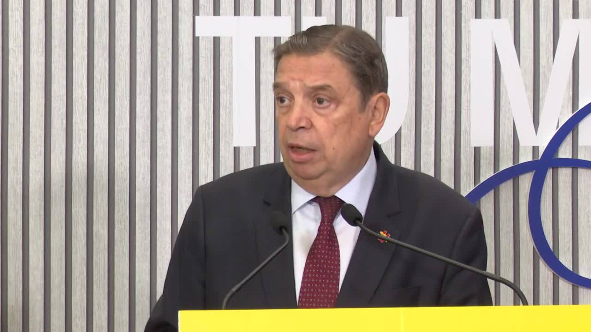 Planas afirma que el Gobierno tiene 15.000 vacunas para el brote de DNC en Catalunya