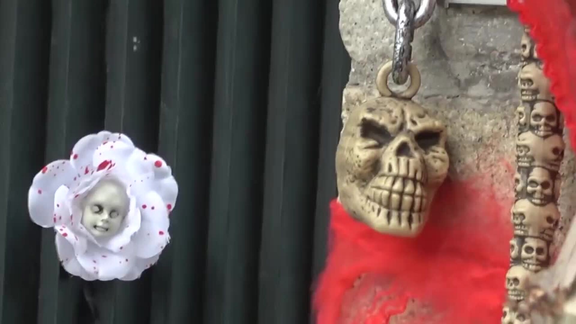 Ortega Cano celebra Halloween con Gloria Camila