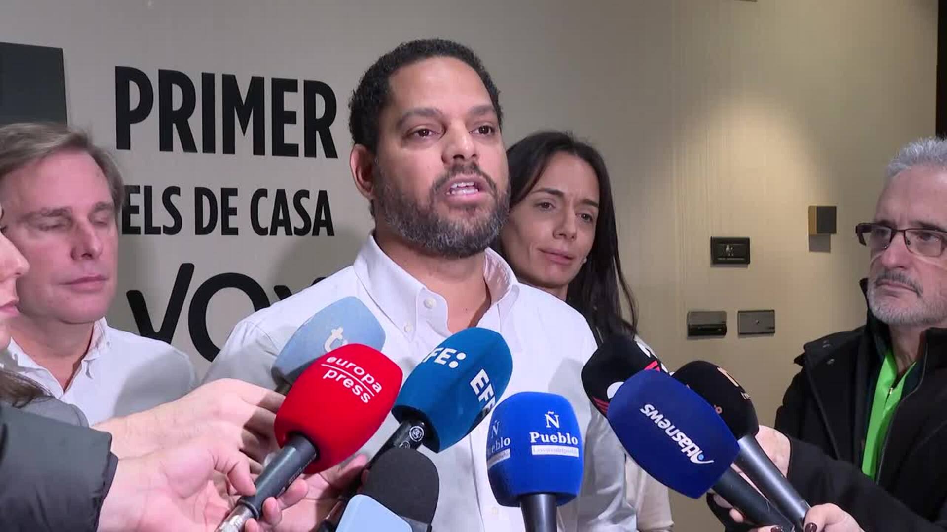 Ignacio Garriga (Vox) ve al PP dispuesto a "poner el interés de los valencianos en el centro"