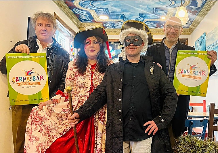 Doce bares de Gijón lucirán de Antroxu hasta el martes