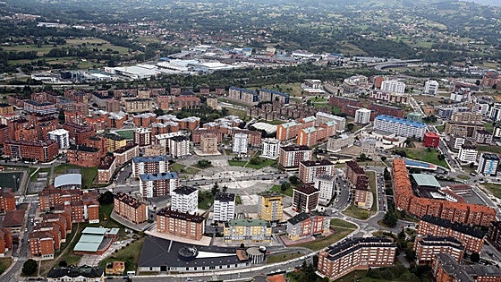 Paralizado durante un mes el desahucio a una madre y sus dos hijos en Oviedo
