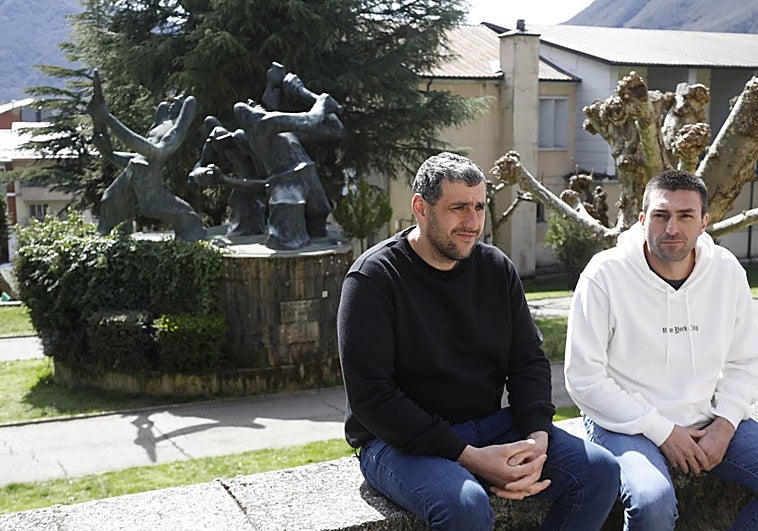 365 días de dolor en Cerredo y Villablino: «Hay mucha rabia aún»