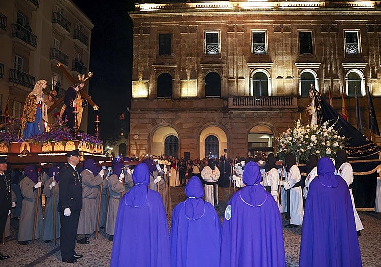 Gijón da la talla y se vuelca en un multitudinario Encuentro
