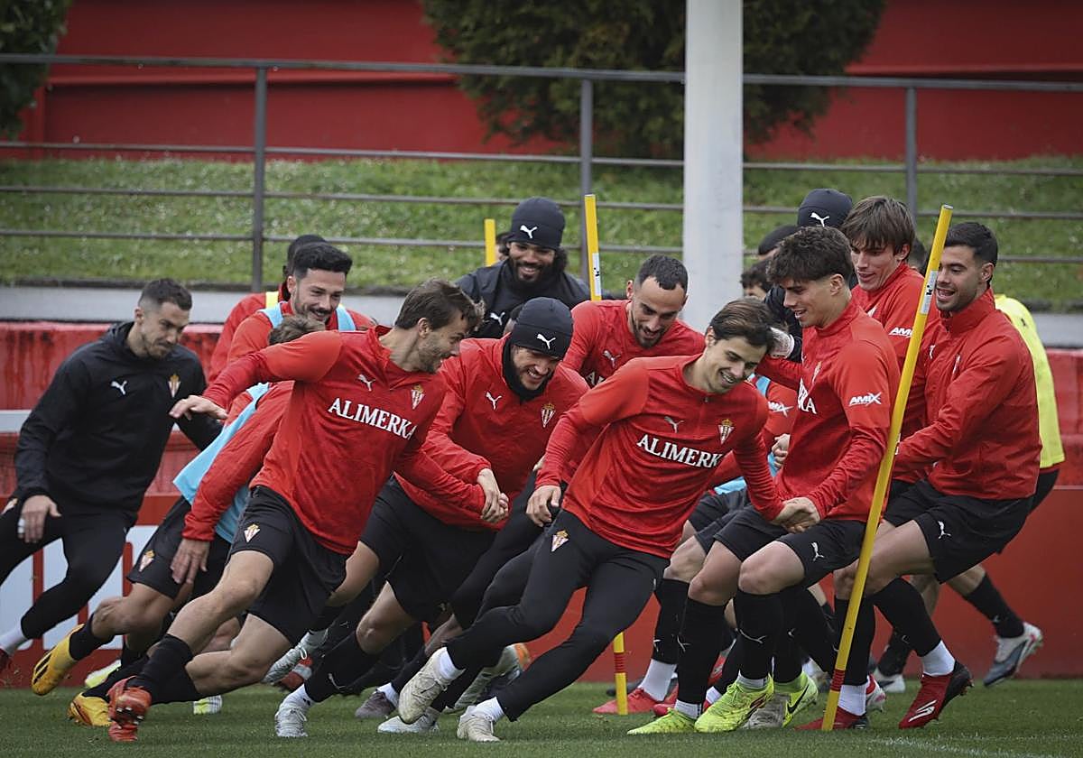 Sporting de Gijón Returns to Training in Mareo to Prepare for Andorra Clash Sporting de Gijón Returns to Training in Mareo to Prepare for Andorra Clash