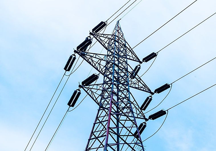 Vía libre a la construcción de la línea eléctrica entre Grado y Cardoso, en Carreño