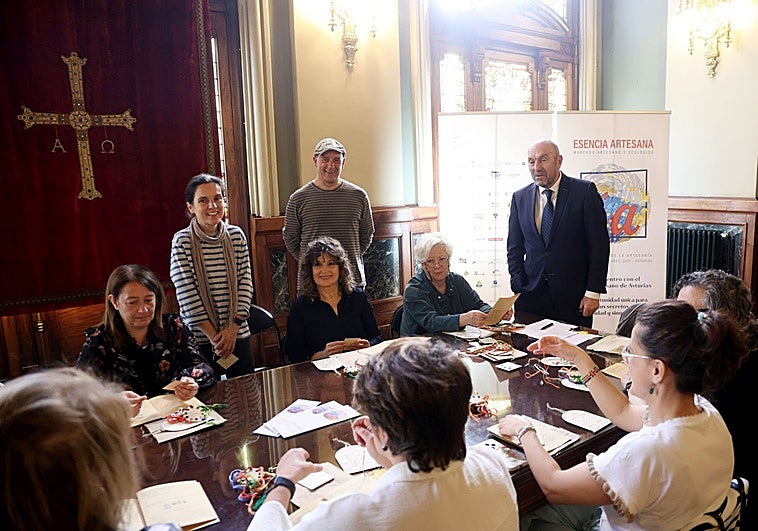 Asturias celebra bordando su esencia artesana