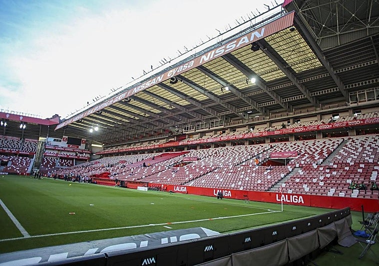 «El Molinón necesita una rehabilitación integral, no puede seguir con soluciones parciales»