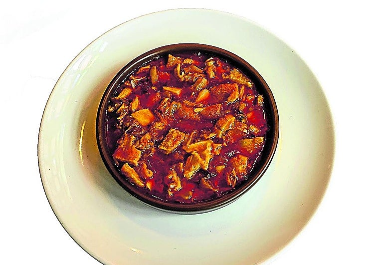 La receta histórica: casquería escrita con 'p' (el Bodegón de Teatinos, en Oviedo)