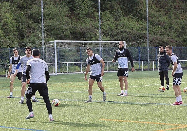 El Real Avilés quiere tomar más oxígeno en Pamplona
