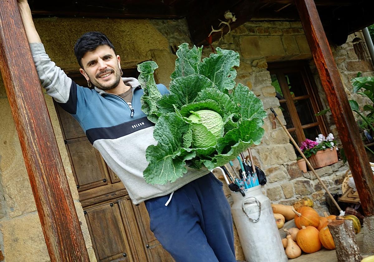 Rodrigo Cuevas será el pregonero del 45 Descenso del Piloña