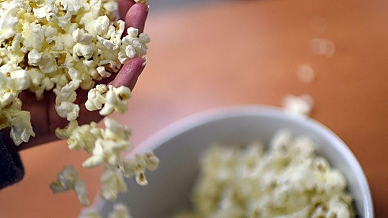 El truco para hacer unas palomitas más saludables