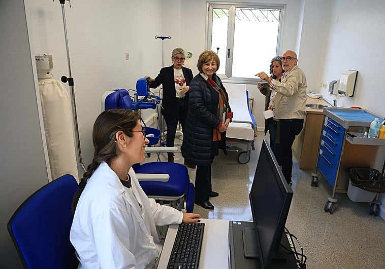 Las urgencias del Centro de Salud del Quirinal, en Avilés, realizan tres mil atenciones al mes