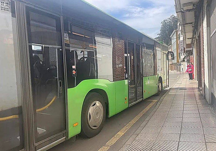 El Grupo Sanjuán defiende la seguridad del 'búho' en el Nalón: «Nuestros usuarios no son una multitud violenta»