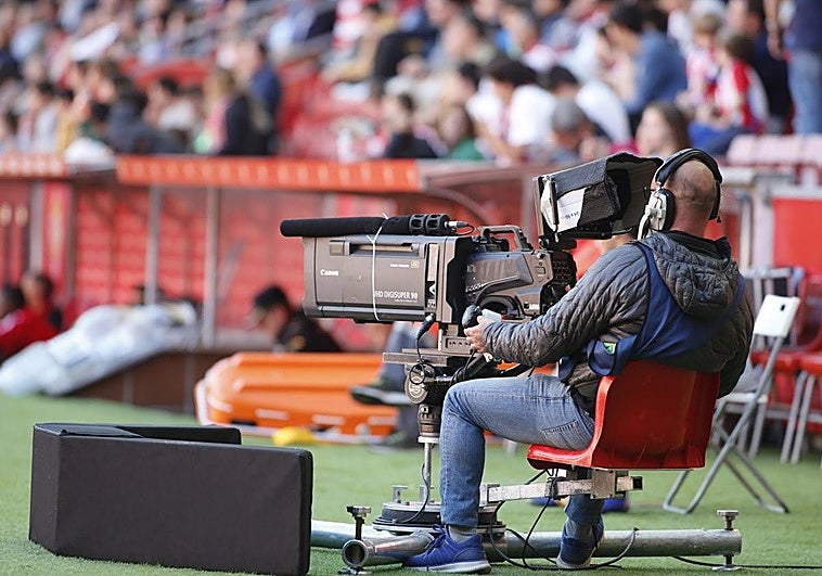 La lucha del Sporting por un sueño y medio millón de euros