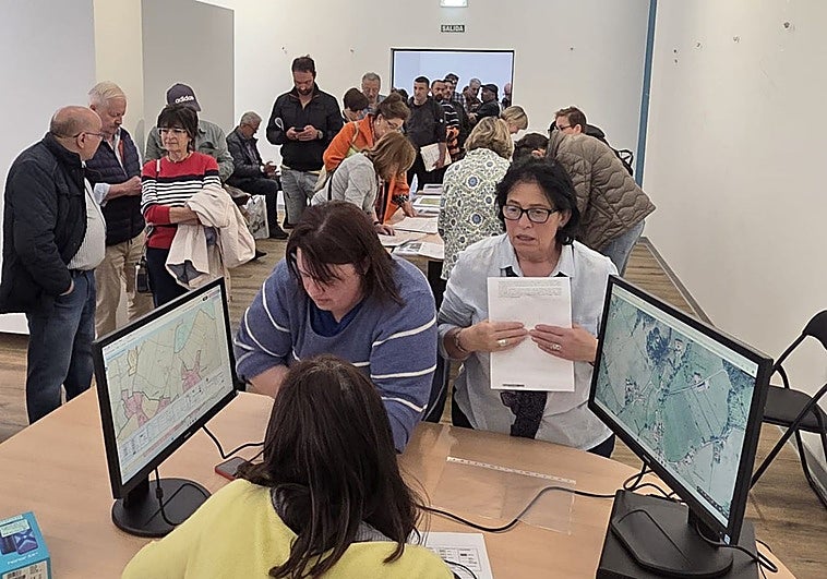 Avalancha de consultas en el primer día de información pública del PGO de Villaviciosa