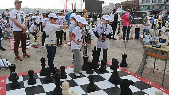 Un torneo de ajedrez a lo grande para los pequeños en Gijón