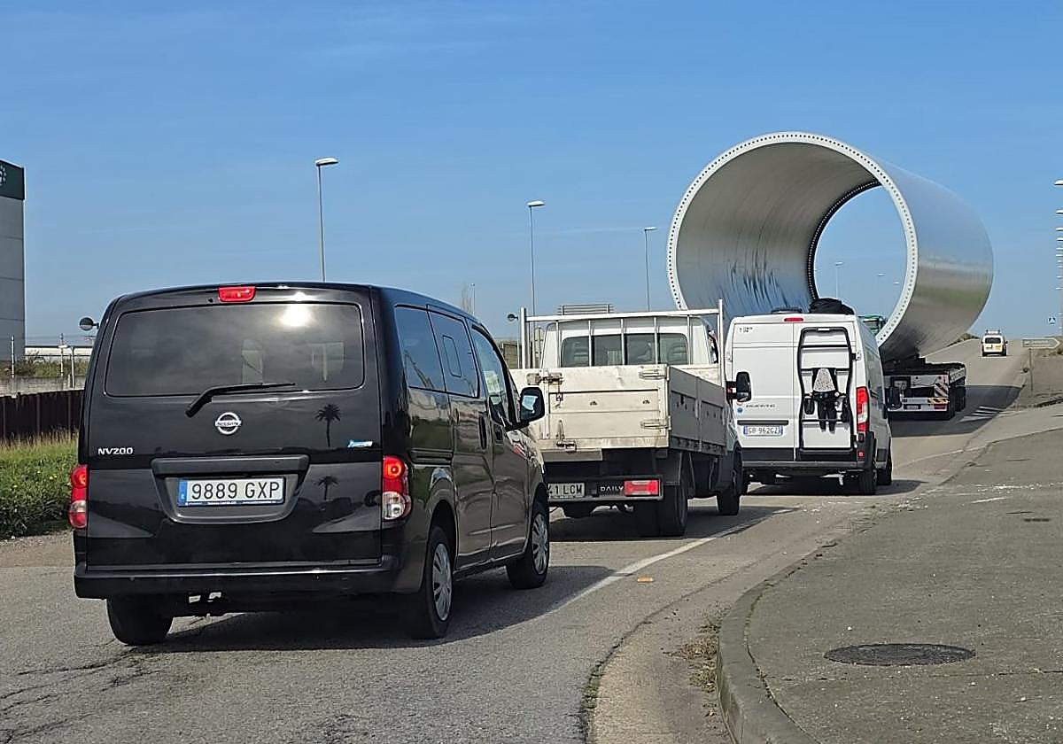 El Puerto diseña un proyecto para sumar un tercer carril desde el PEPA al muelle de Valliniello